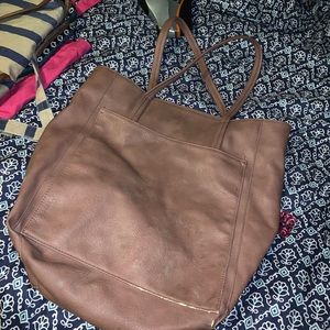 Used brown shoulder tote